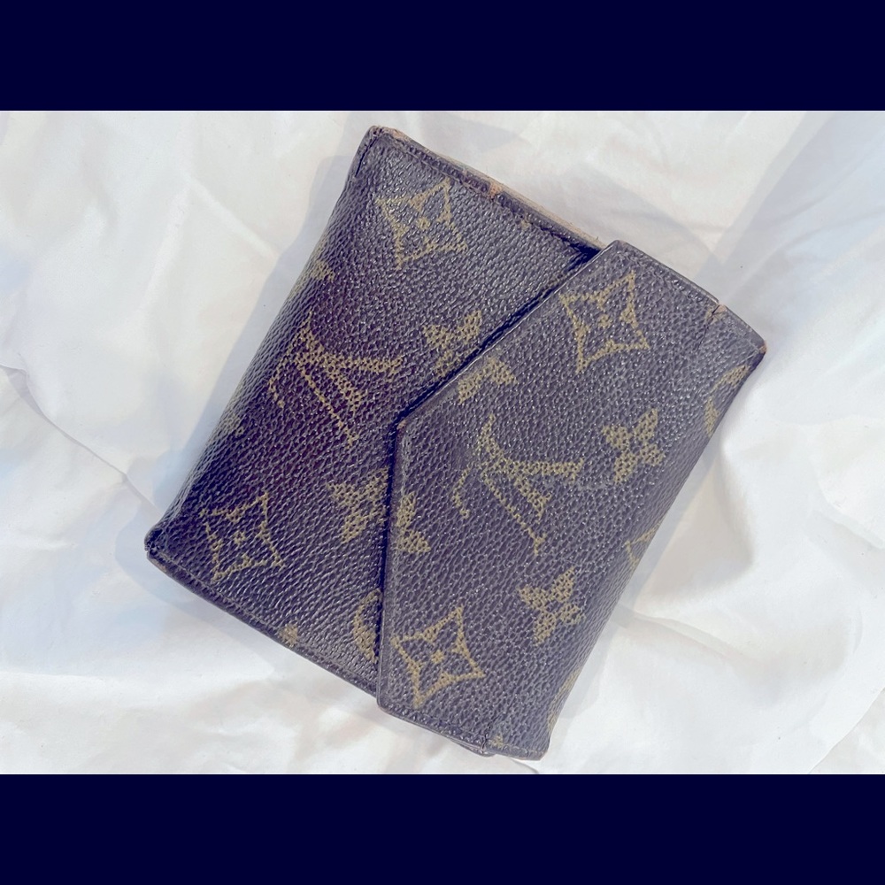 Authentic Louis Vuitton Monogram Envelope Wallet